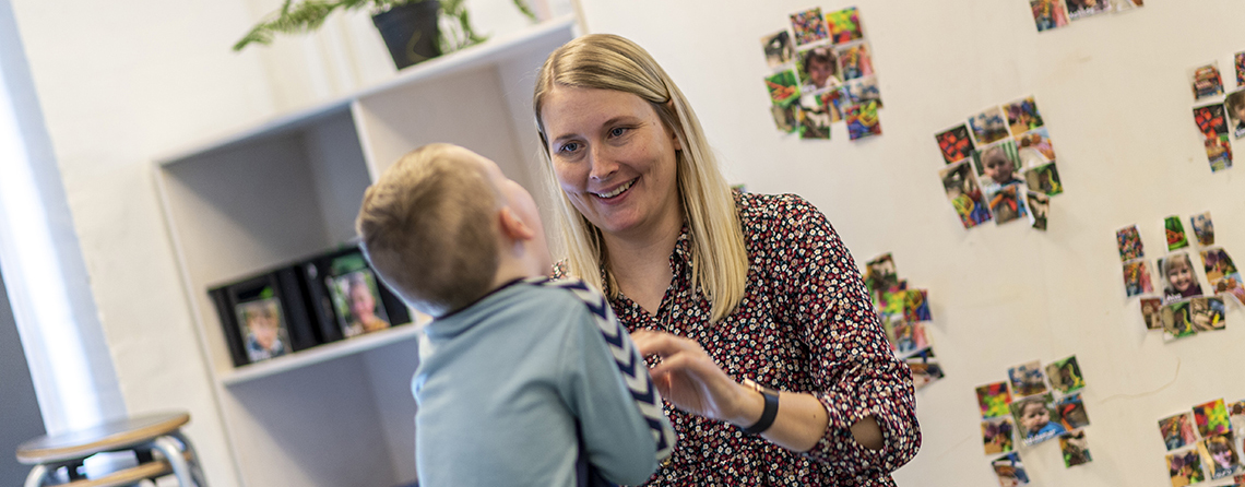 Børnedans i Børnehuset Maglehøj. Foto: Kenneth Jensen. Børnedans i Børnehuset Maglehøj. Foto: Kenneth Jensen.